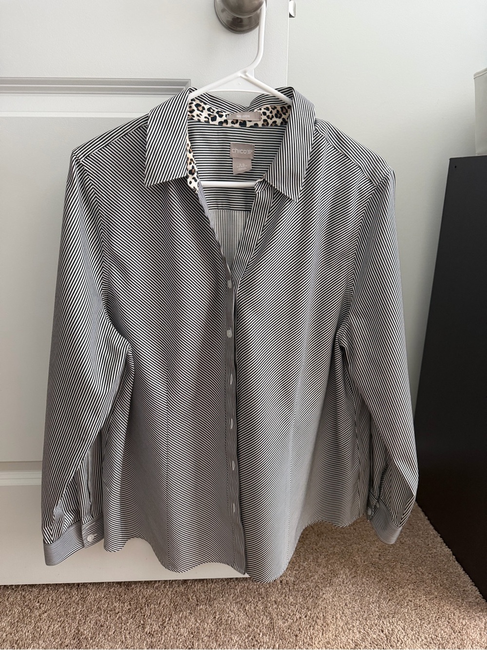 Chico's Like New Black & White Striped Button-Down Shirt